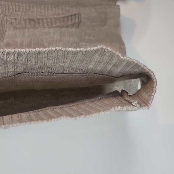 SIMPLY NOELLE Beige Cowl Neck Kangaroo Pocket Sweater Poncho - Picture 5 of 10